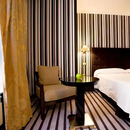 Clarin Hotel 3*