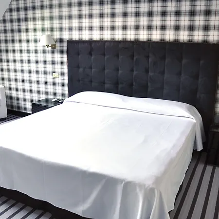 Clarin Hotel