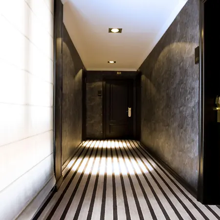 Hotel Clarin 3*