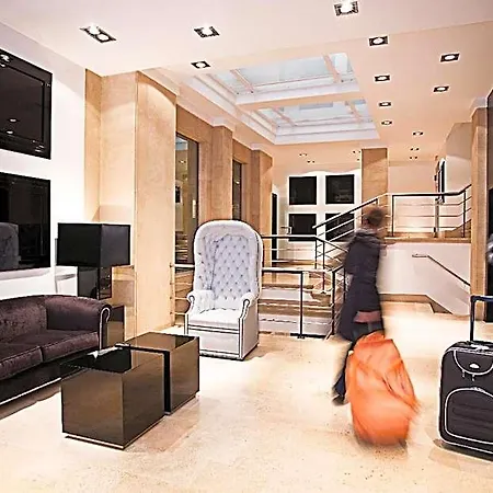 Clarin Hotell 3*